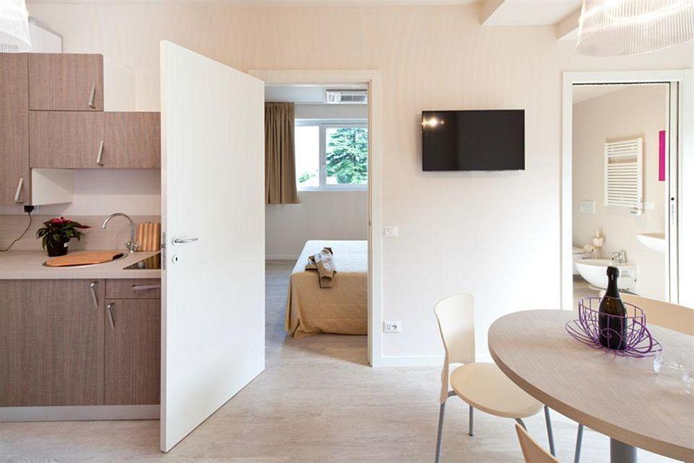 Residence Lenno Luaran gambar