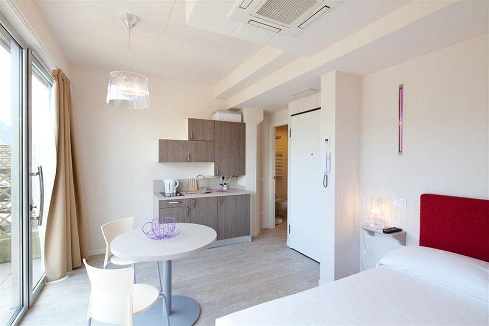 Residence Lenno Luaran gambar