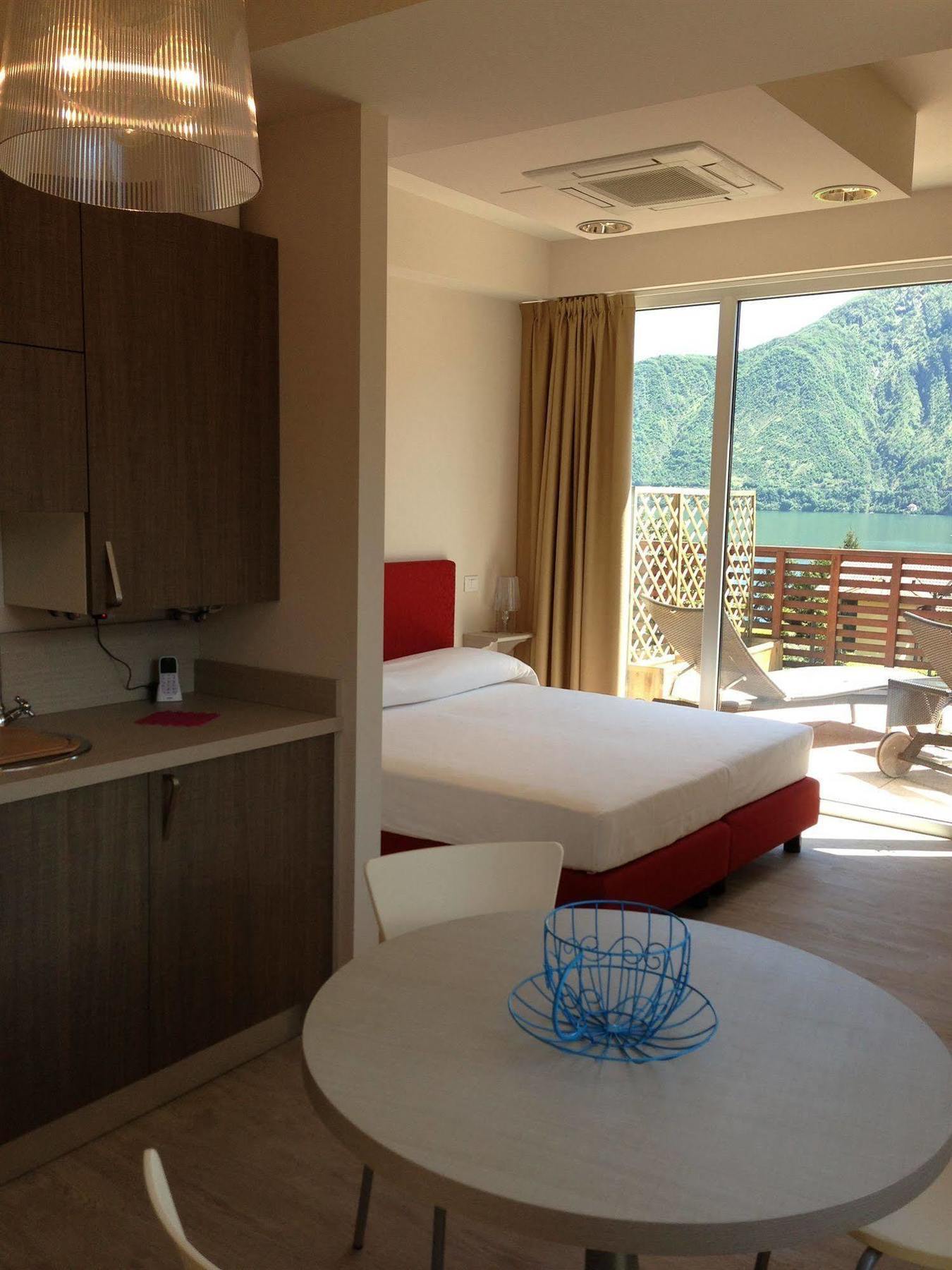 Residence Lenno Luaran gambar