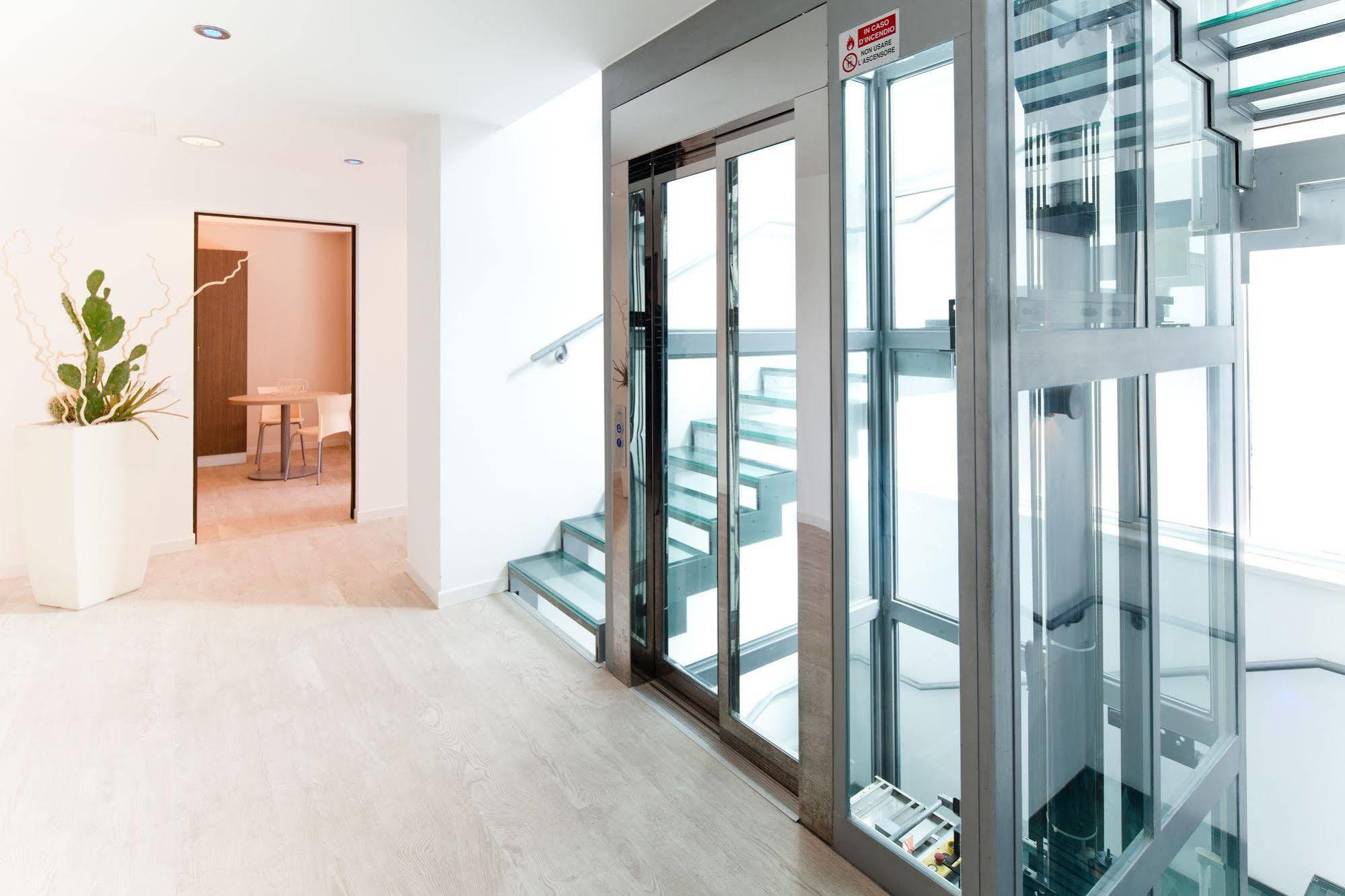 Residence Lenno Luaran gambar